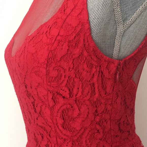 Urban Outfitters Pins and Needles Lace Sleeveless Fit & Flare Dress, size 6 ❤️ - Picture 8 of 16